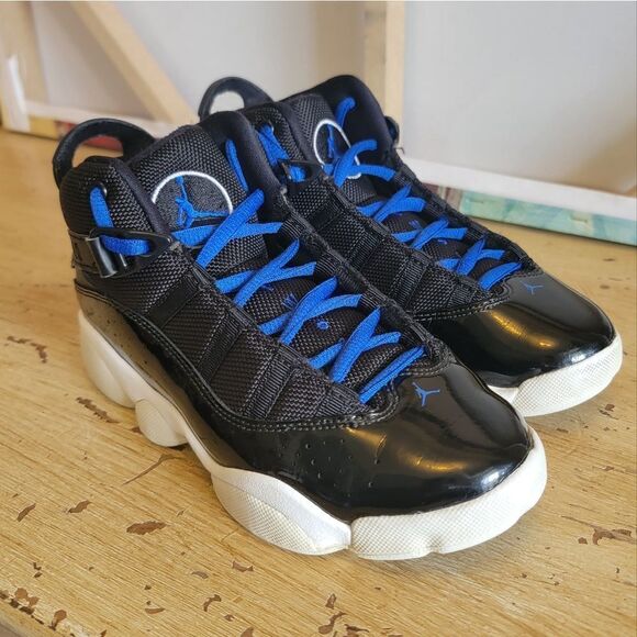 Space Jam 6 Ring Jordan’s Space Jam 2018 • Black Patent Royal White • Kids 2 - Picture 3 of 14